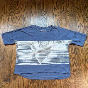 Roots Canada T-shirt blue with cream stripes and heart print Organic cotton